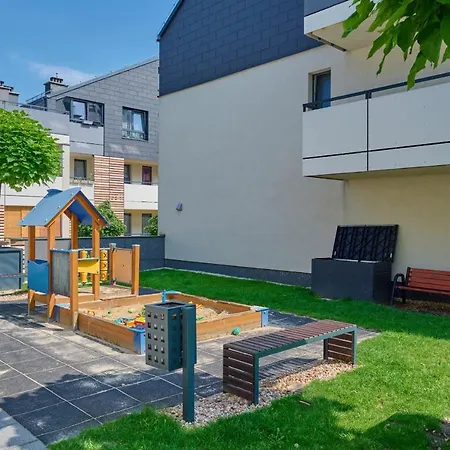 Elegant 1 Bedroom With Balcony In By Renters Appartement